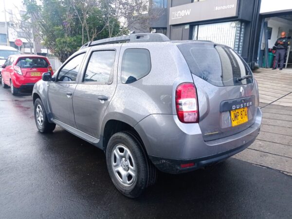 RENAULT - DUSTER ZEN MT - Image 4