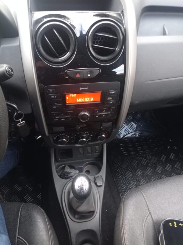 RENAULT - DUSTER ZEN MT - Image 6