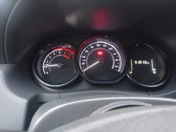 RENAULT - DUSTER ZEN MT - Image 7
