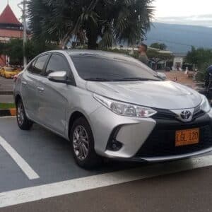 YARIS 1496 GASOLINA 106 4P SEDAN